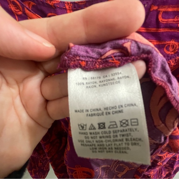 Anthropologie Conversations Horn Print Button Front Blouse Size 6 - Picture 7 of 9